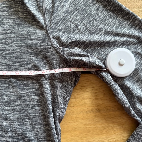 Nike | S | 1/4 Zip Running Top - Picture 6 of 11